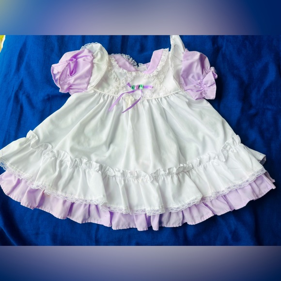 Sz 0-3 mon. VTG Colonial prairie Purple White ruffle lace dress w/bow & bloomers - Picture 1 of 12